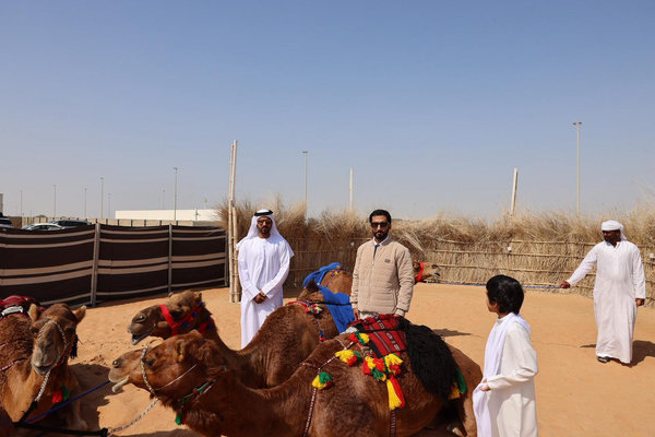 شرطة أبوظبي تنظم ملتقى "واحة الأسرة" للملحقين الشرطيين وضباط الارتباط