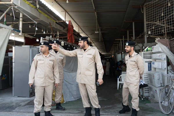 مدير عام هيئة الشارقة للدفاع المدني ينفذ جولة تفتيشية على عدد من المصانع والمستودعات والمنشآت التجارية_result