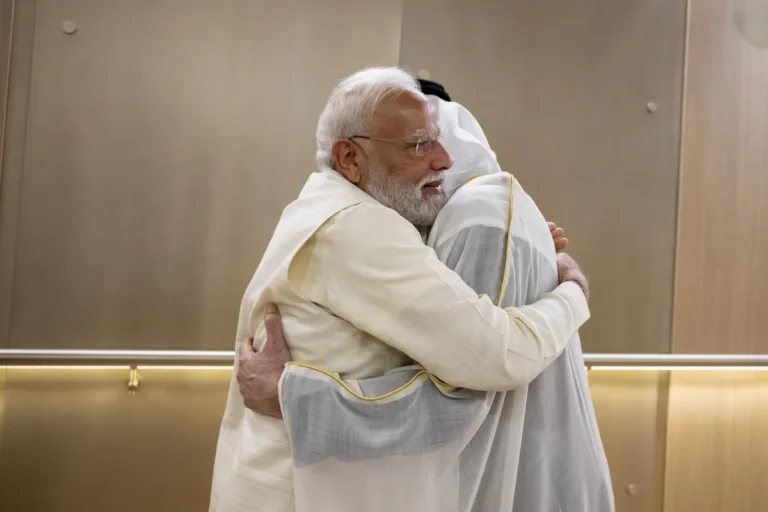 الامارات والهند